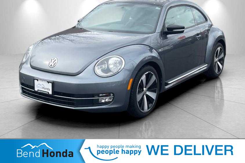 2013 Volkswagen Beetle S -
                  Bend, OR