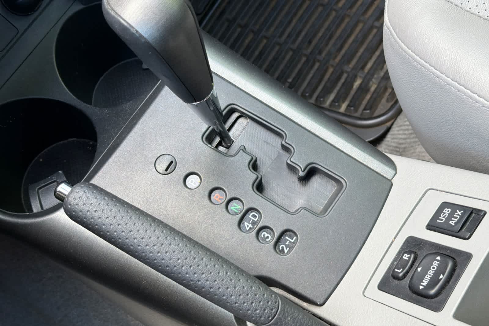 Thumbnail: 2012 Toyota RAV4 - 23