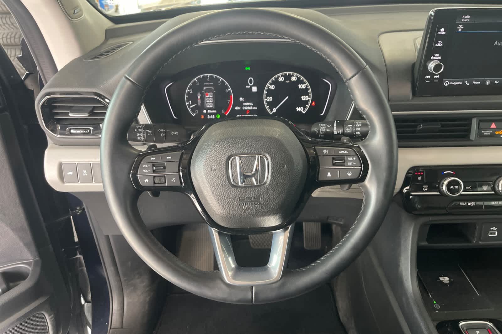 Thumbnail: 2023 Honda Pilot - 14