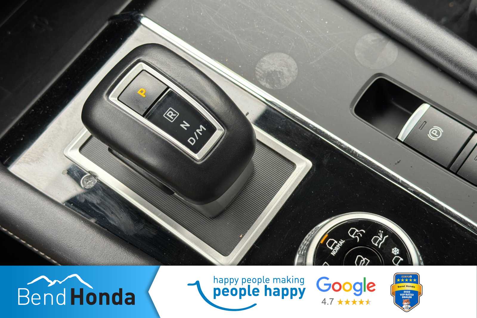 Thumbnail: 2024 Mitsubishi Outlander - 25