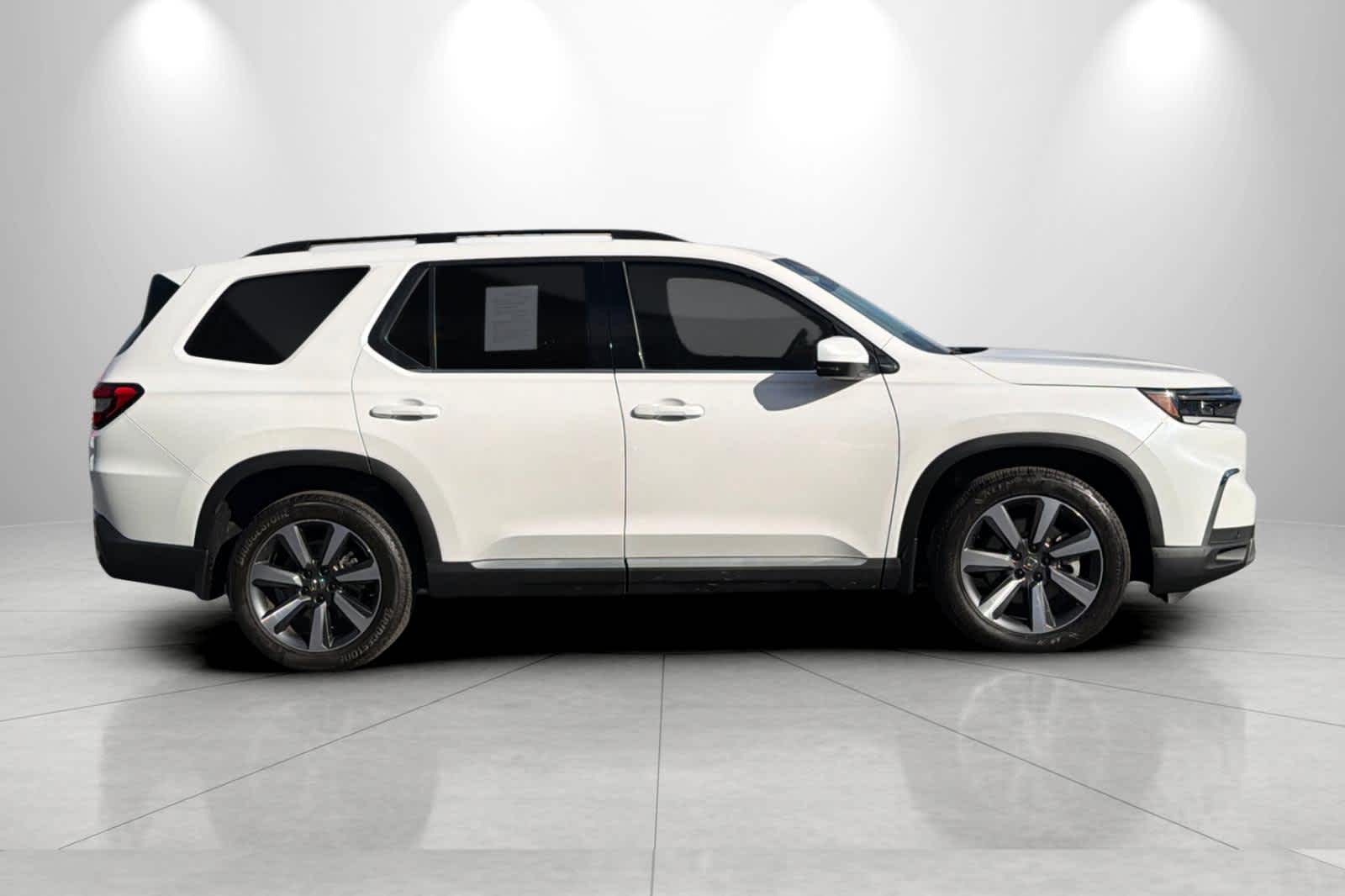 Thumbnail: 2025 Honda Pilot - 8