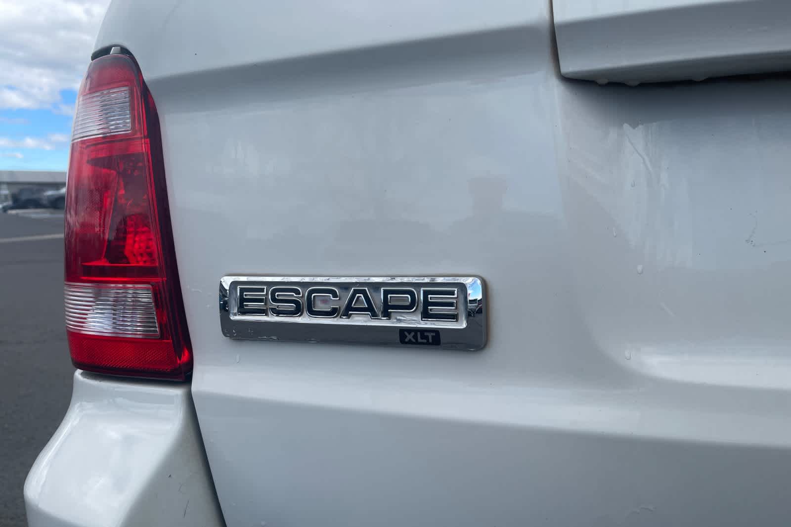 Thumbnail: 2012 Ford Escape - 12
