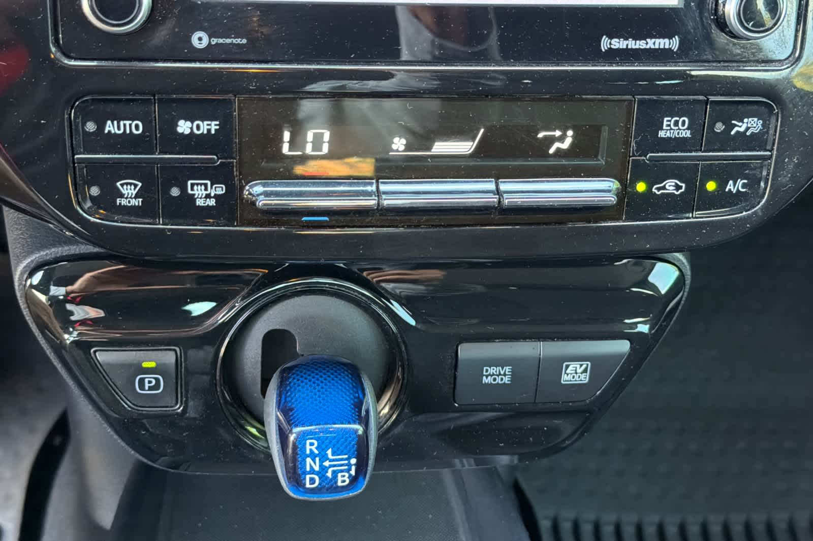 Thumbnail: 2021 Toyota Prius - 21