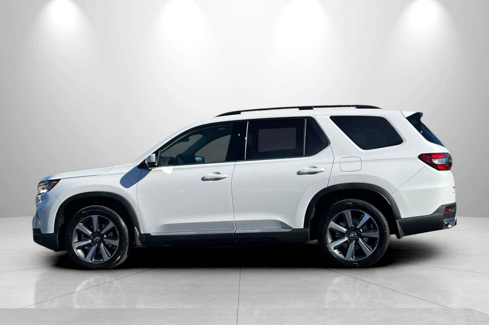 Thumbnail: 2025 Honda Pilot - 5