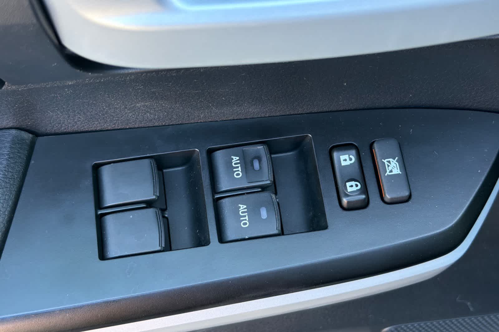 Thumbnail: 2018 Toyota Tundra - 14