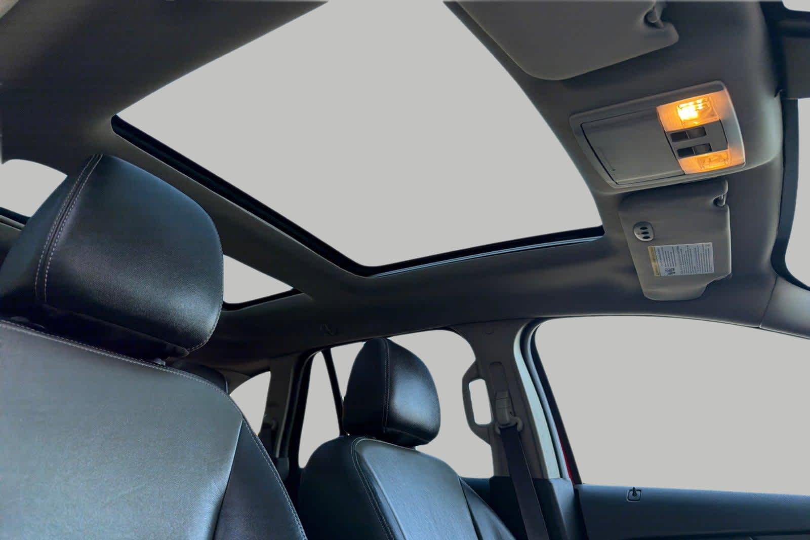 Thumbnail: 2013 Ford Edge - 19