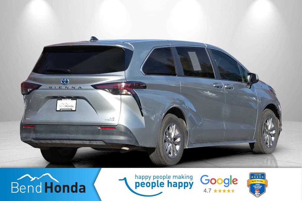 Used 2024 Toyota Sienna LE 8 Passenger Van Passenger Van