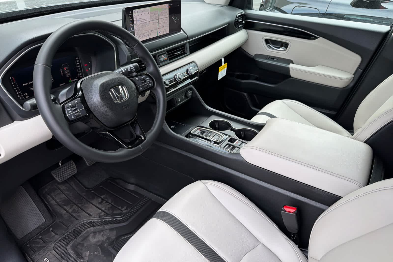 Thumbnail: 2026 Honda Pilot - 13
