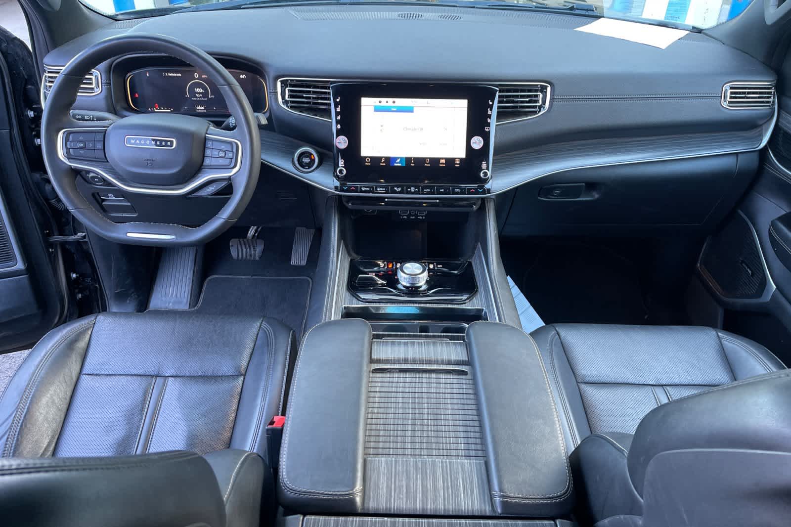 Thumbnail: 2024 Jeep Wagoneer - 11