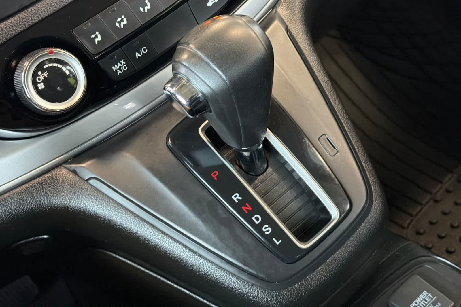 Thumbnail: 2015 Honda CR-V - 23