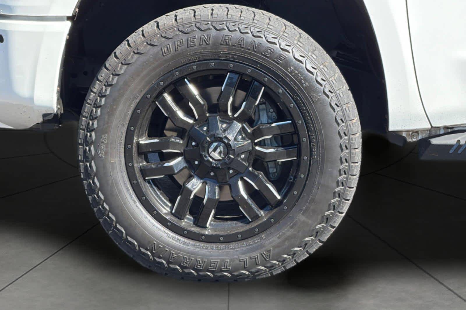Thumbnail: 2018 Toyota Tundra - 10