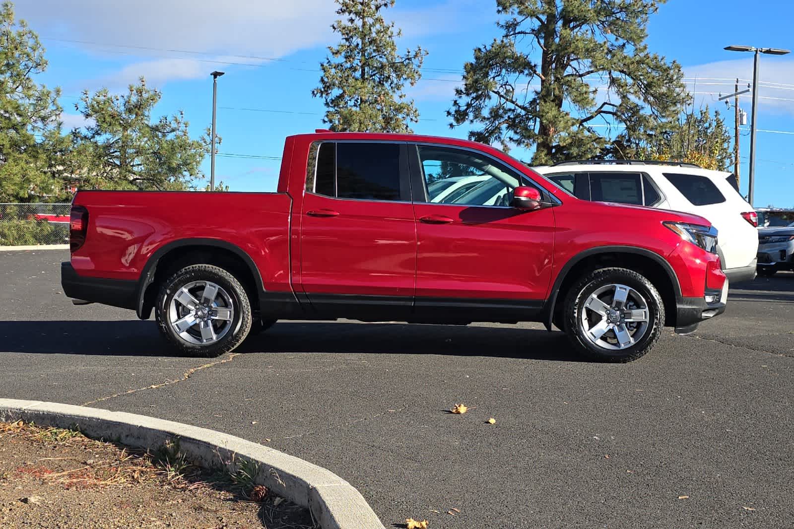 Thumbnail: 2026 Honda Ridgeline - 6