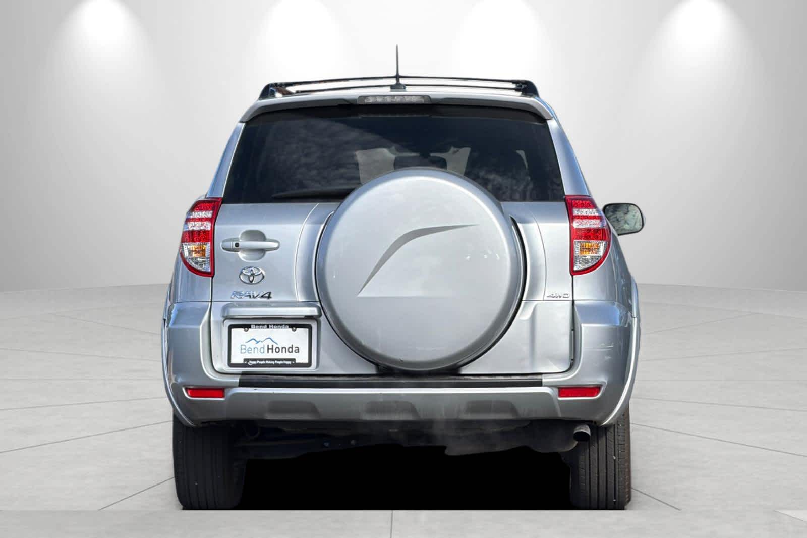 Thumbnail: 2012 Toyota RAV4 - 7