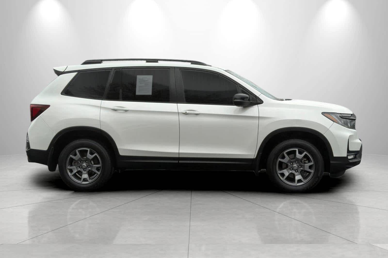 Thumbnail: 2023 Honda Passport - 8