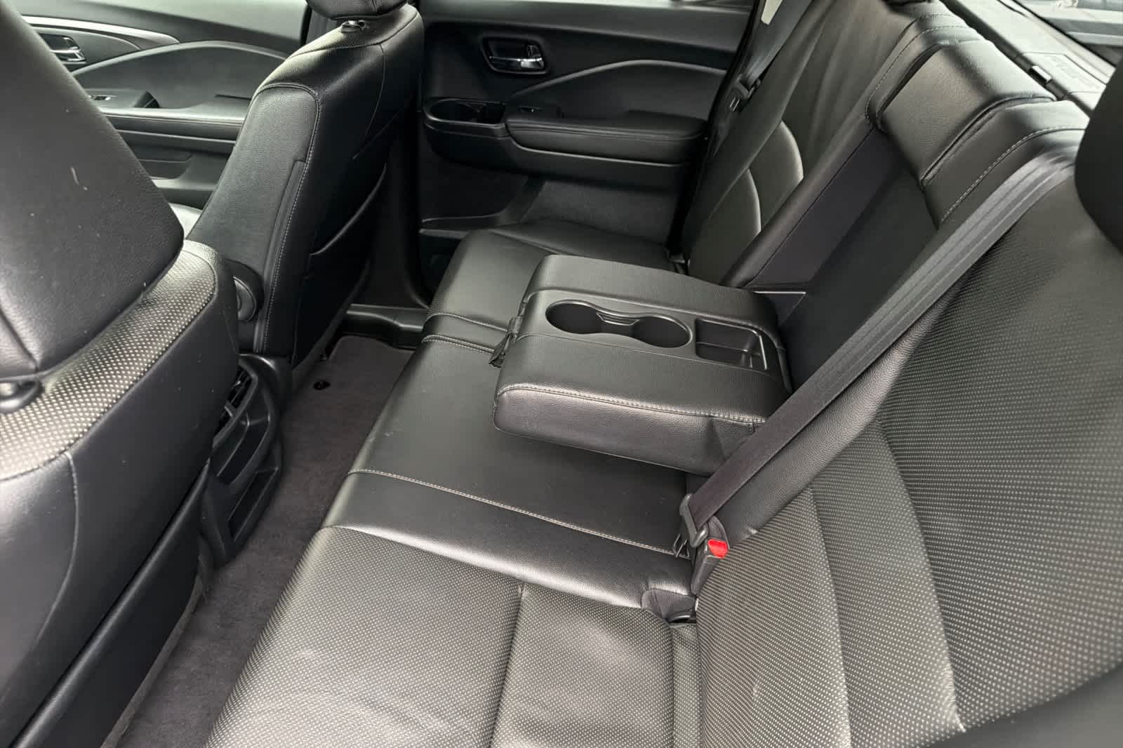 Thumbnail: 2017 Honda Ridgeline - 4