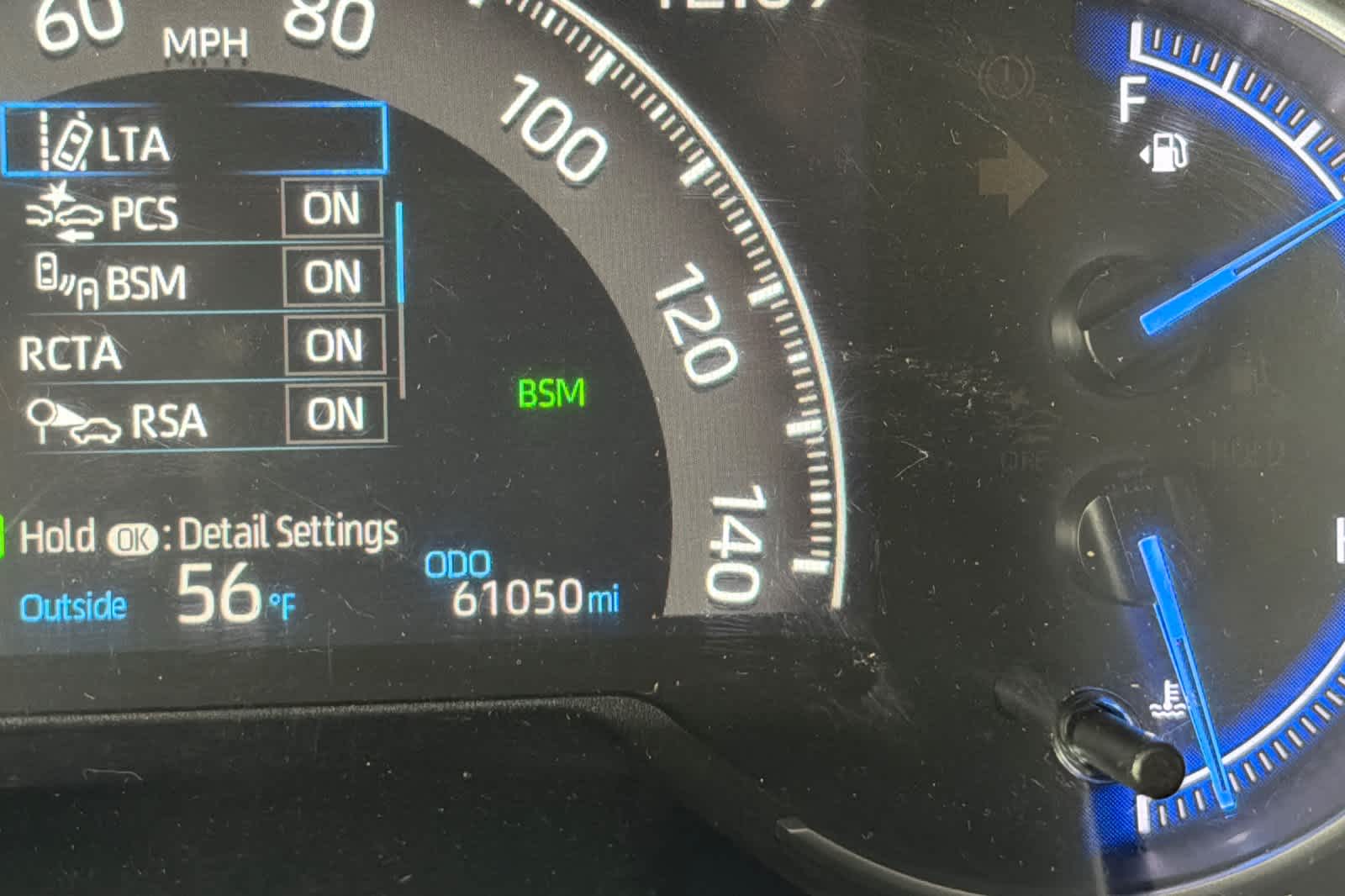 Thumbnail: 2019 Toyota RAV4 - 28