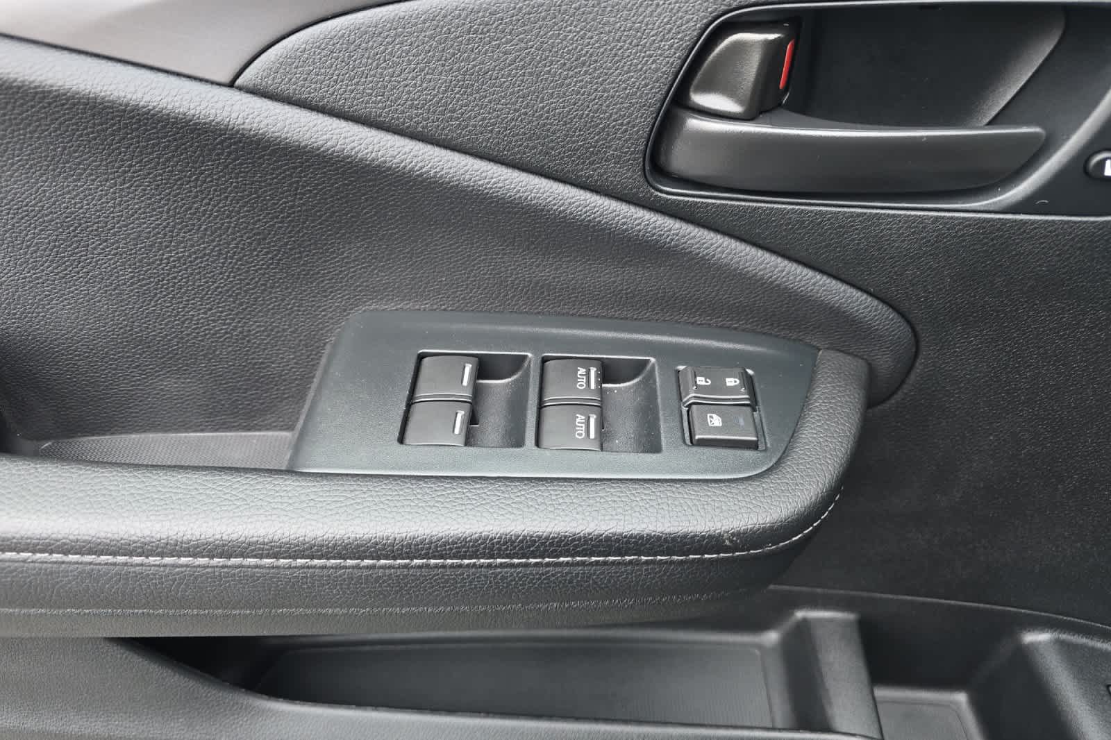 Thumbnail: 2023 Honda Passport - 14