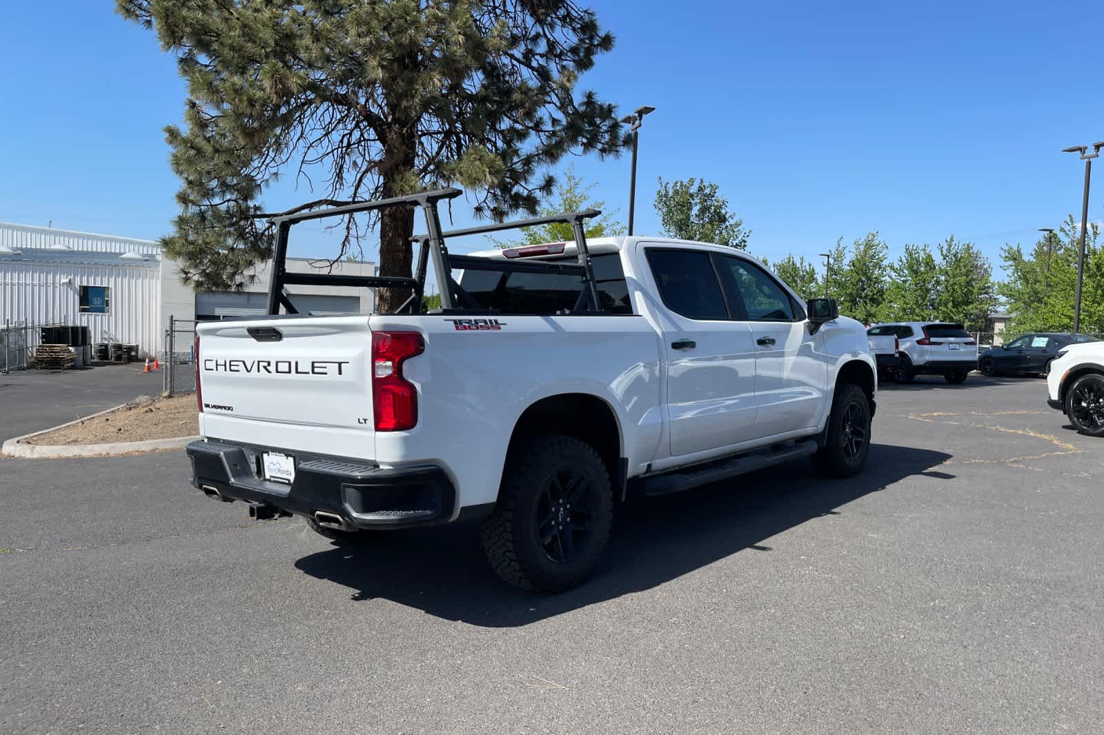 Thumbnail: 2021 Chevrolet Silverado 1500 - 5