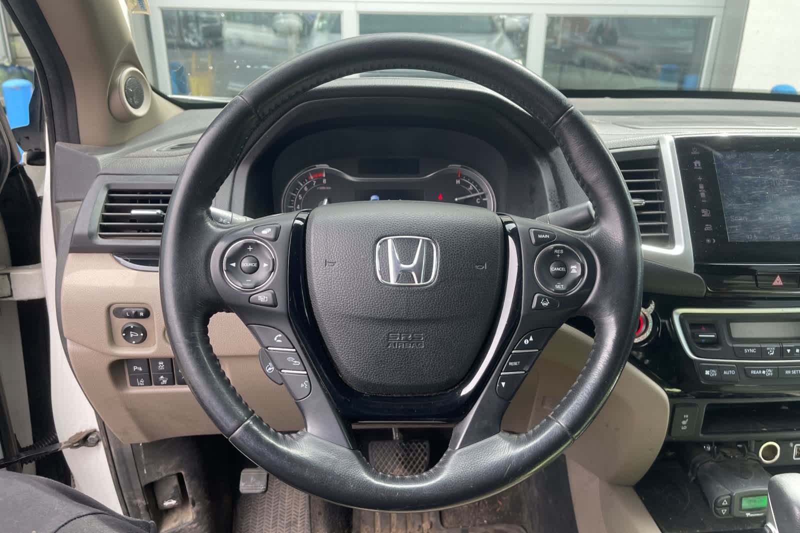 Thumbnail: 2019 Honda Ridgeline - 9