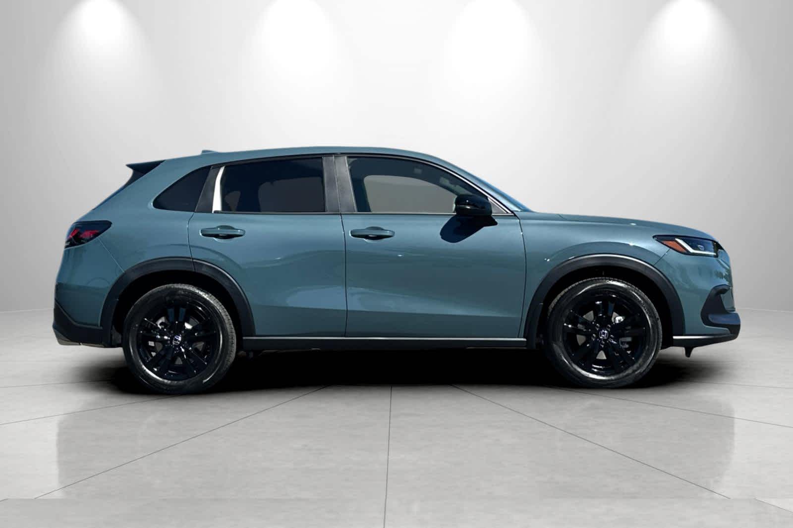 Thumbnail: 2027 Honda HR-V - 8