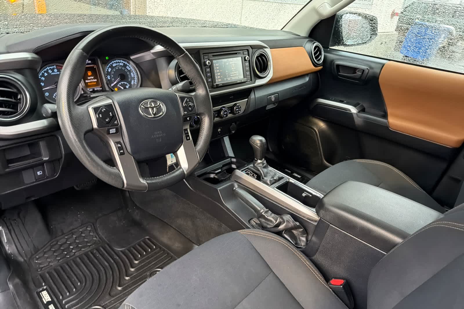 Thumbnail: 2019 Toyota Tacoma - 12