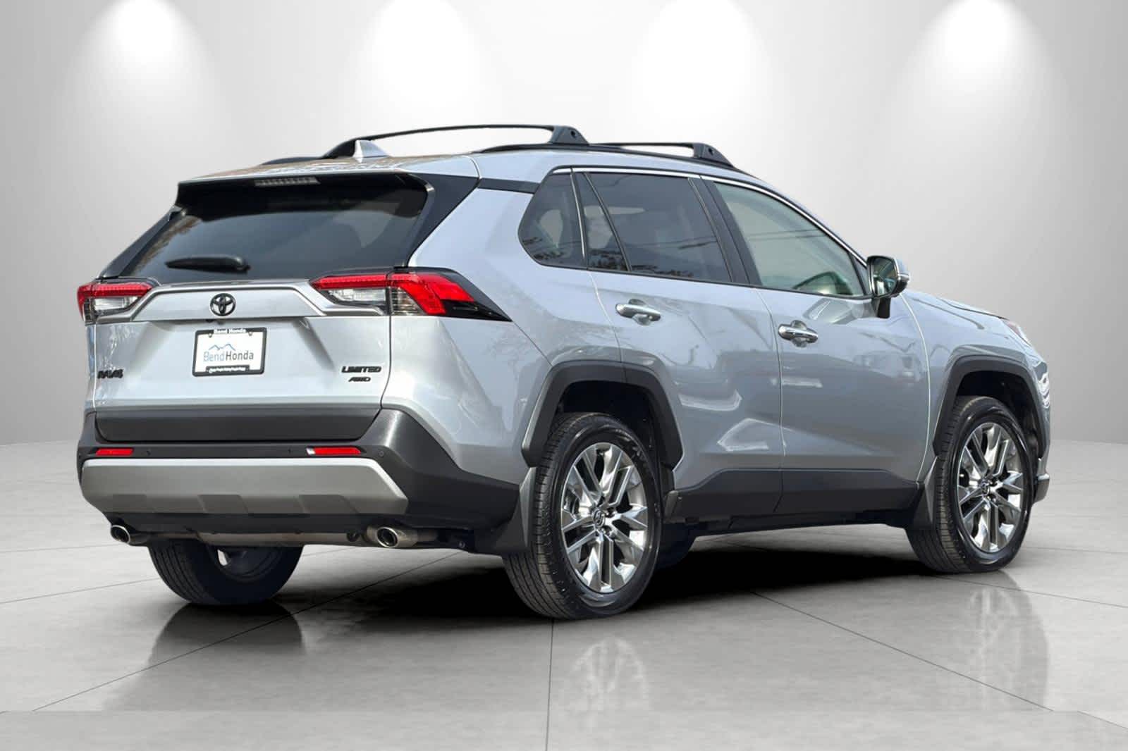 Thumbnail: 2025 Toyota RAV4 - 2