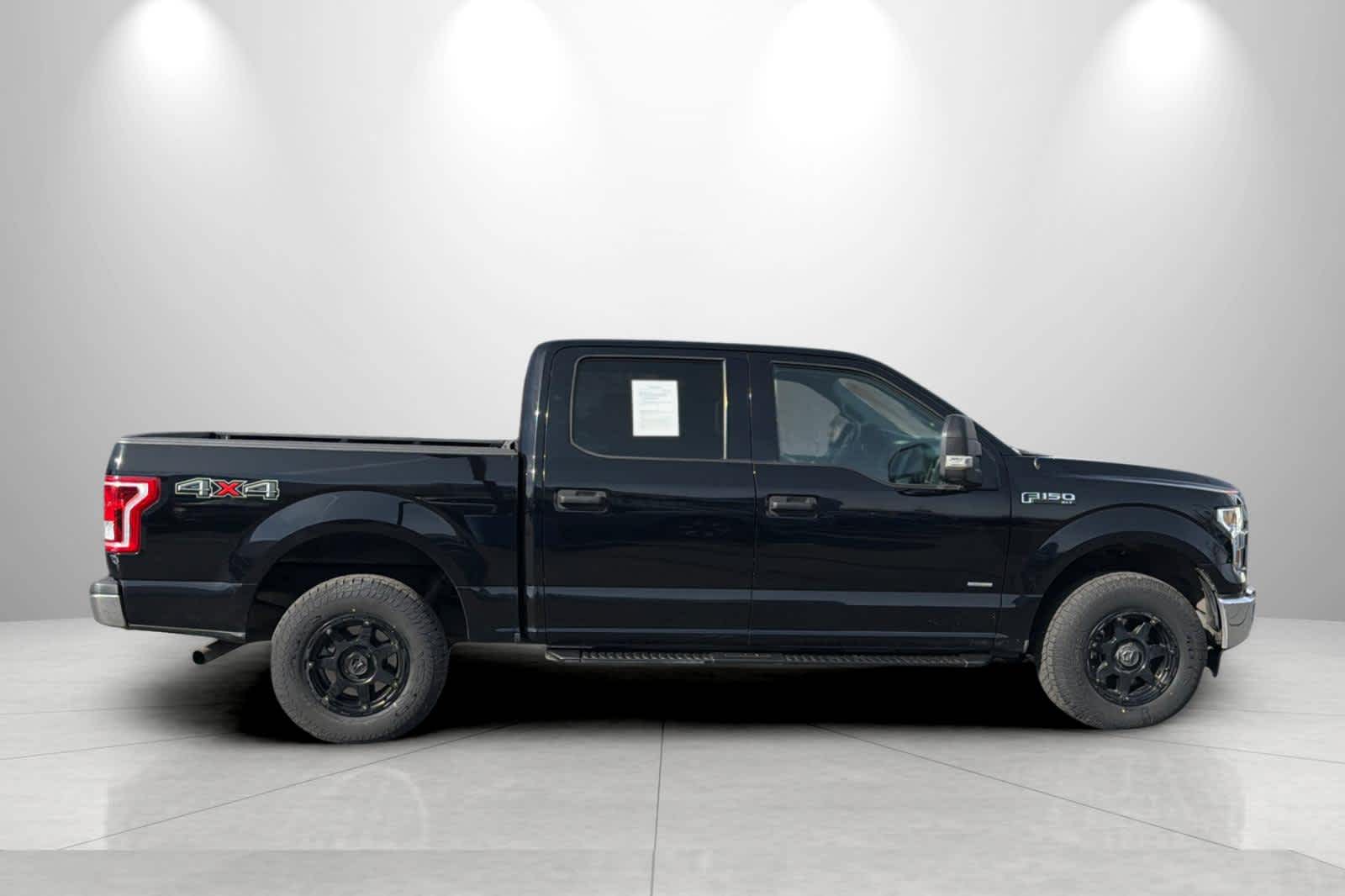 Thumbnail: 2017 Ford F-150 - 8