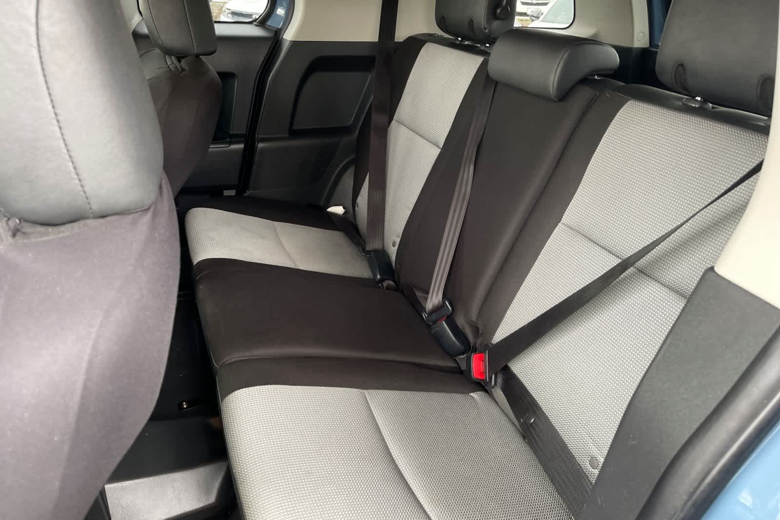 Thumbnail: 2014 Toyota FJ Cruiser - 10