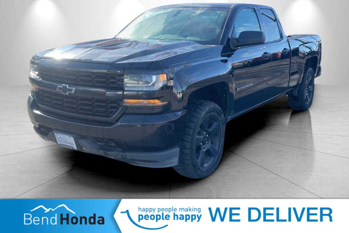 2017 Chevrolet Silverado 1500 Custom -
                  Bend, OR