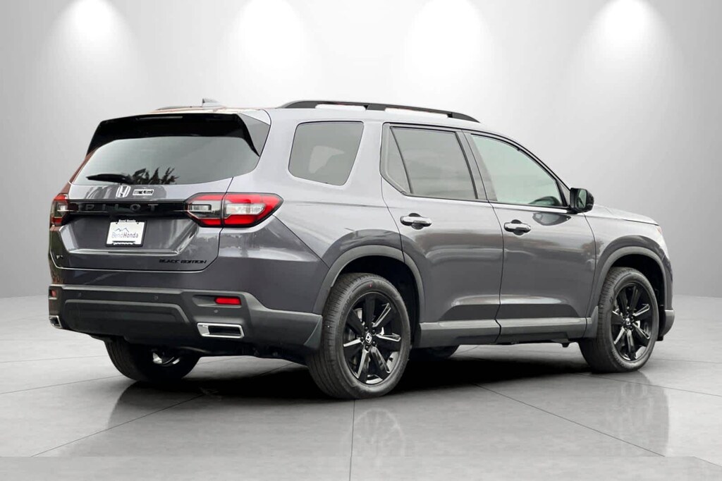 New 2025 Honda Pilot Black Edition SUV