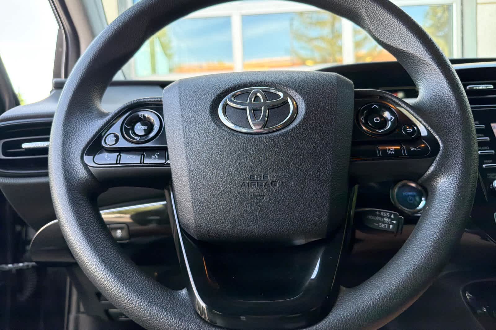 Thumbnail: 2021 Toyota Prius - 24