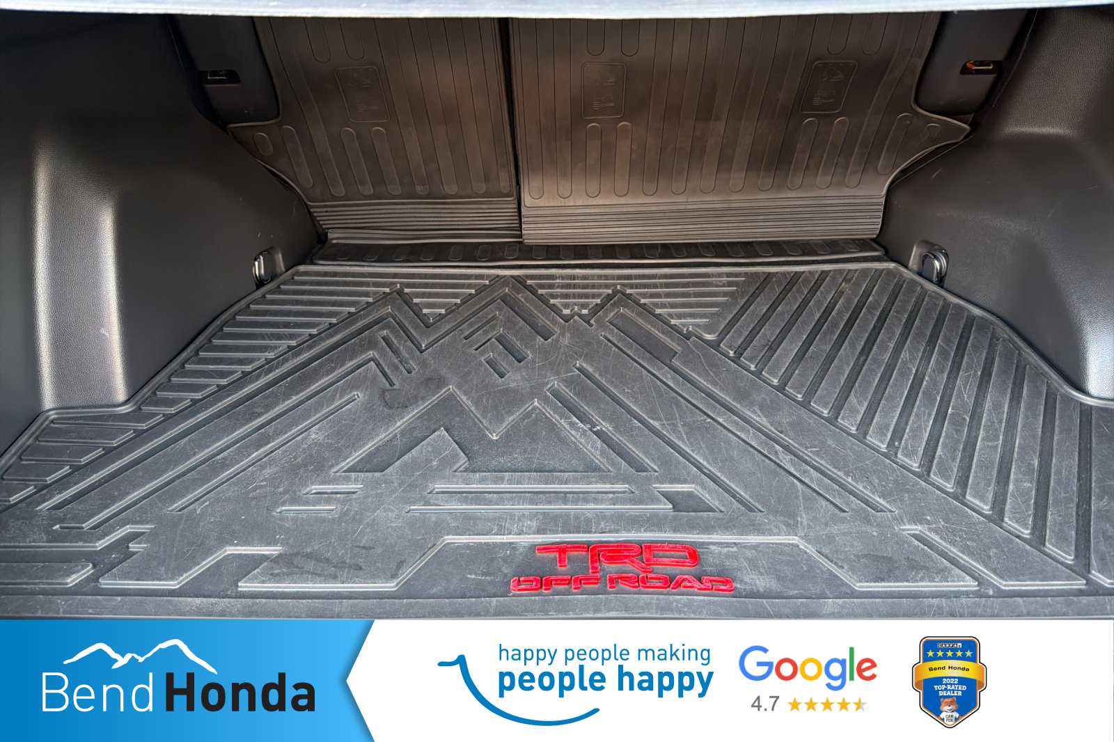 Thumbnail: 2023 Toyota RAV4 - 17