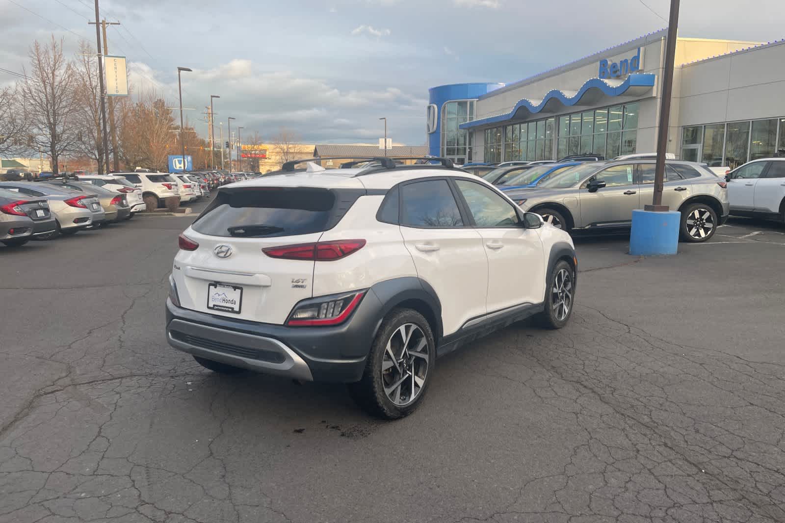 Thumbnail: 2023 Hyundai Kona - 2