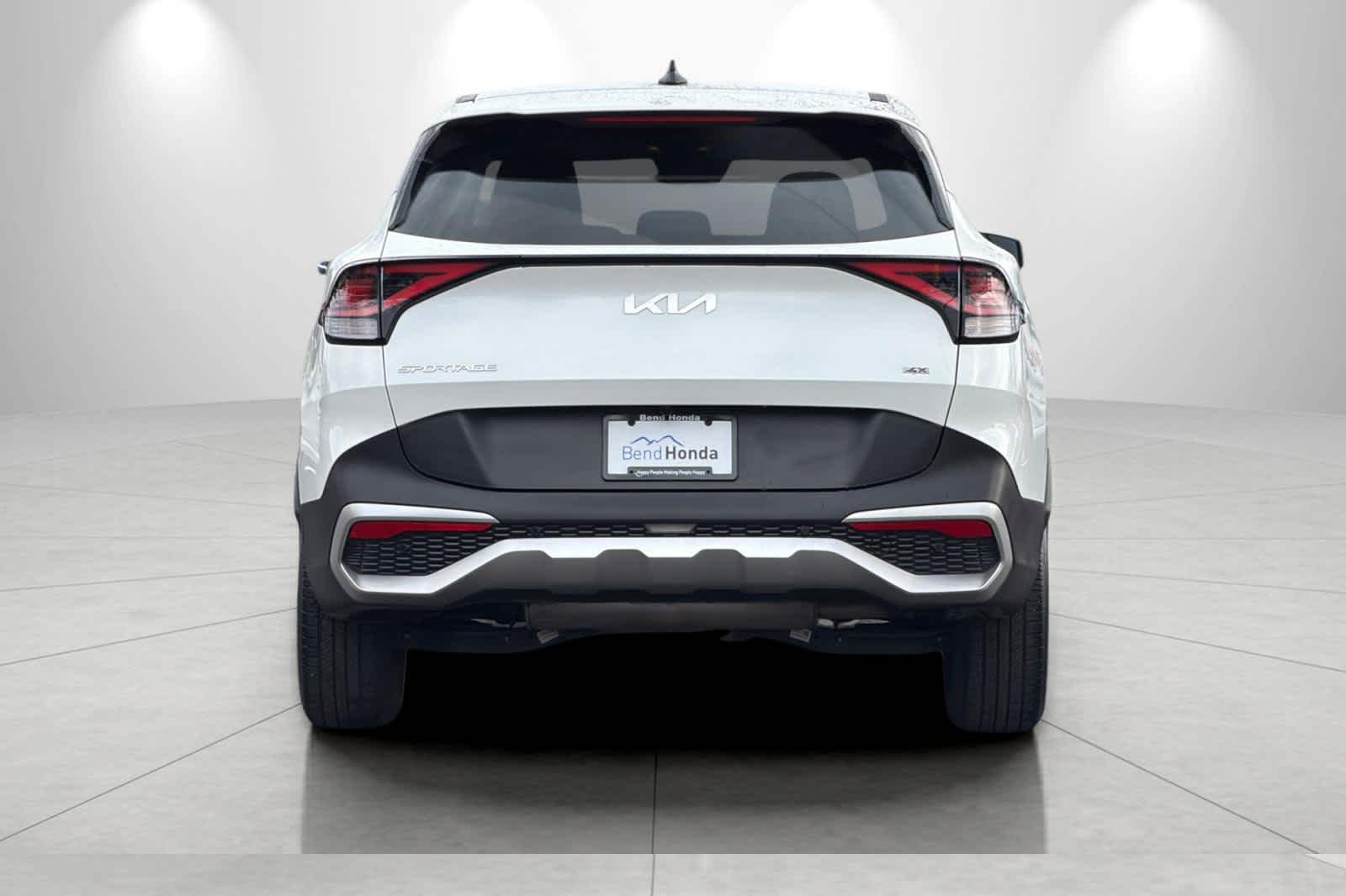 Thumbnail: 2023 Kia Sportage - 7