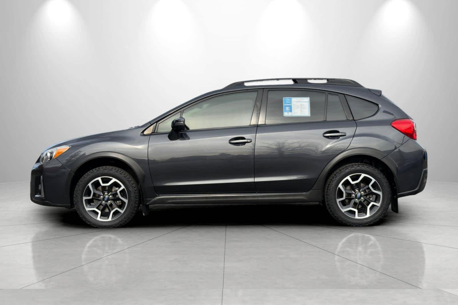 Thumbnail: 2016 Subaru Crosstrek - 5
