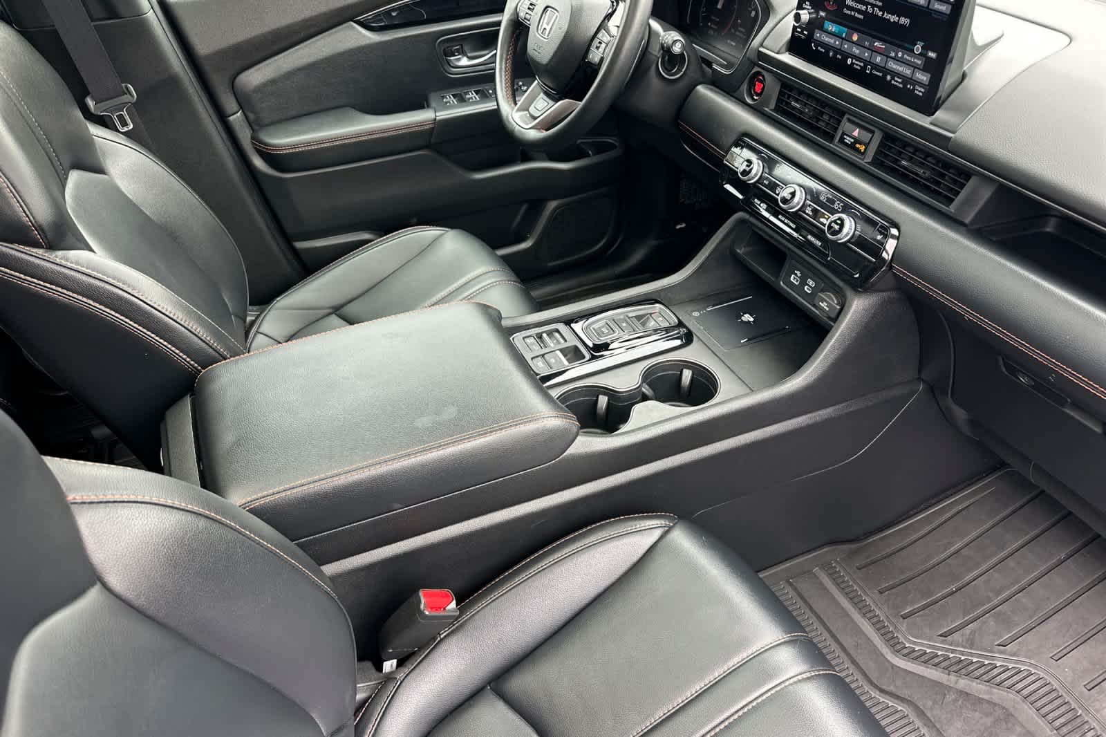 Thumbnail: 2024 Honda Pilot - 19