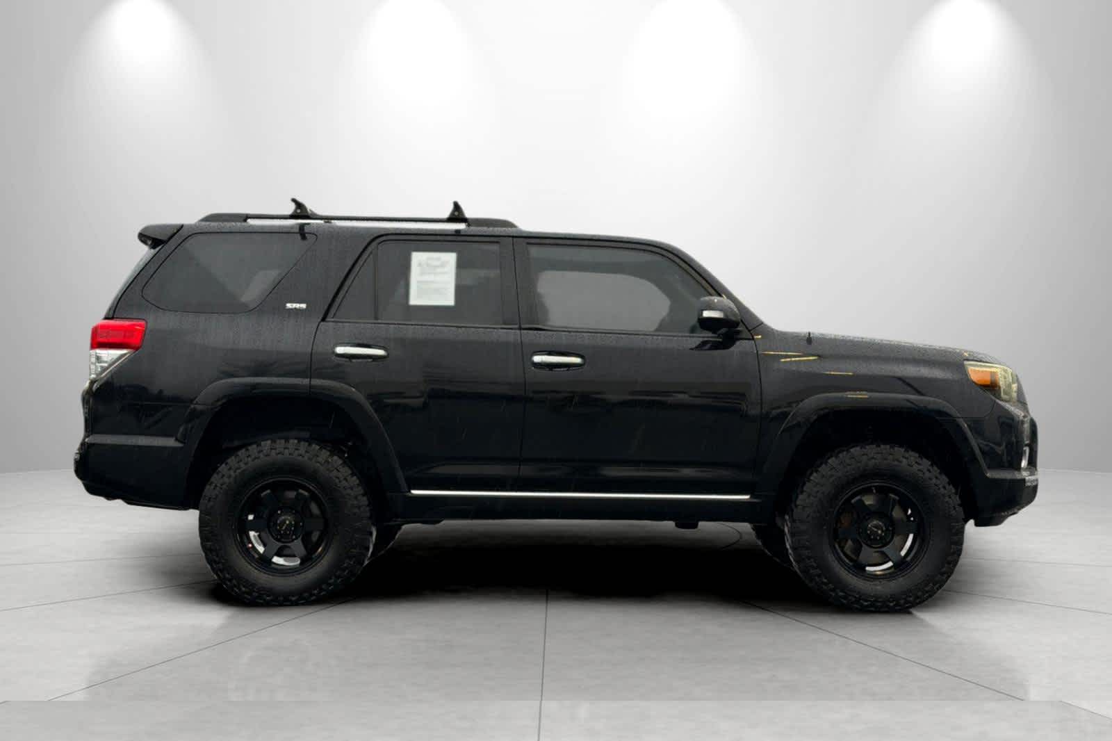 Thumbnail: 2010 Toyota 4Runner - 8