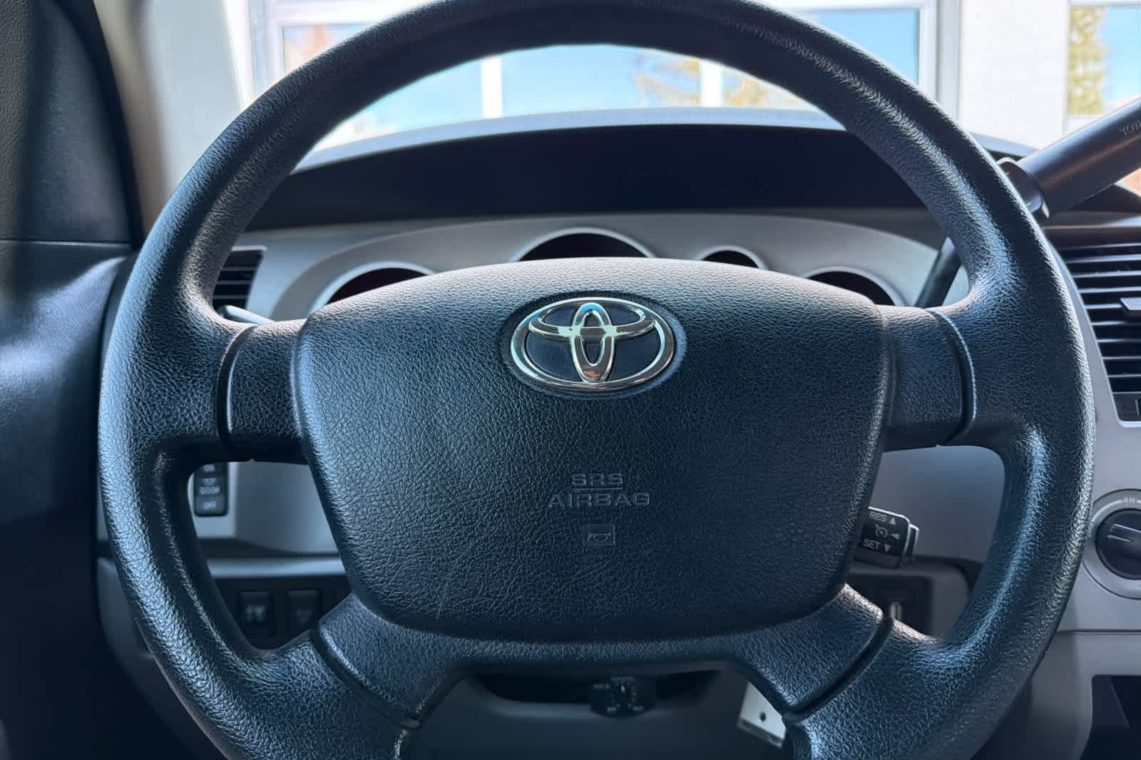 Thumbnail: 2011 Toyota Tundra - 23