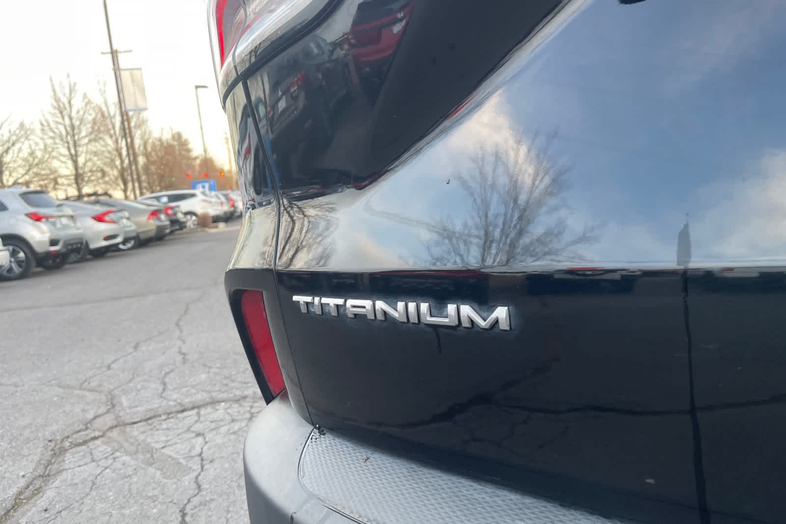 Thumbnail: 2020 Ford Escape - 12