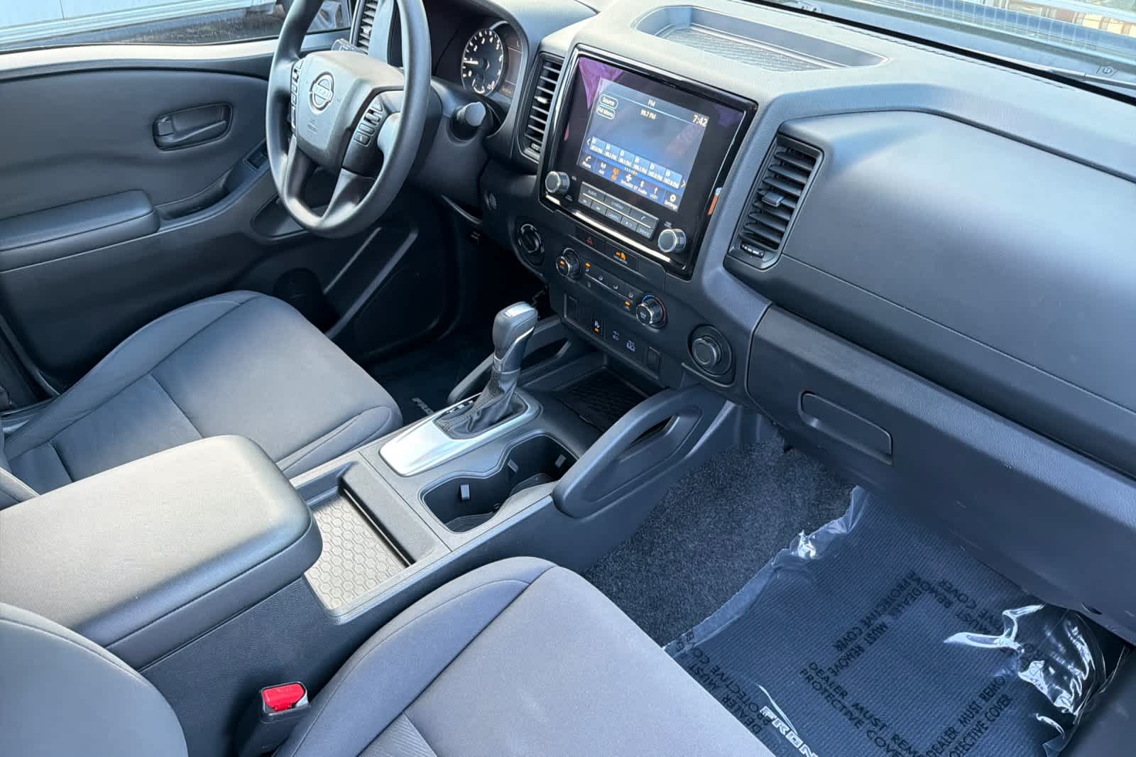 Thumbnail: 2022 Nissan Frontier - 17