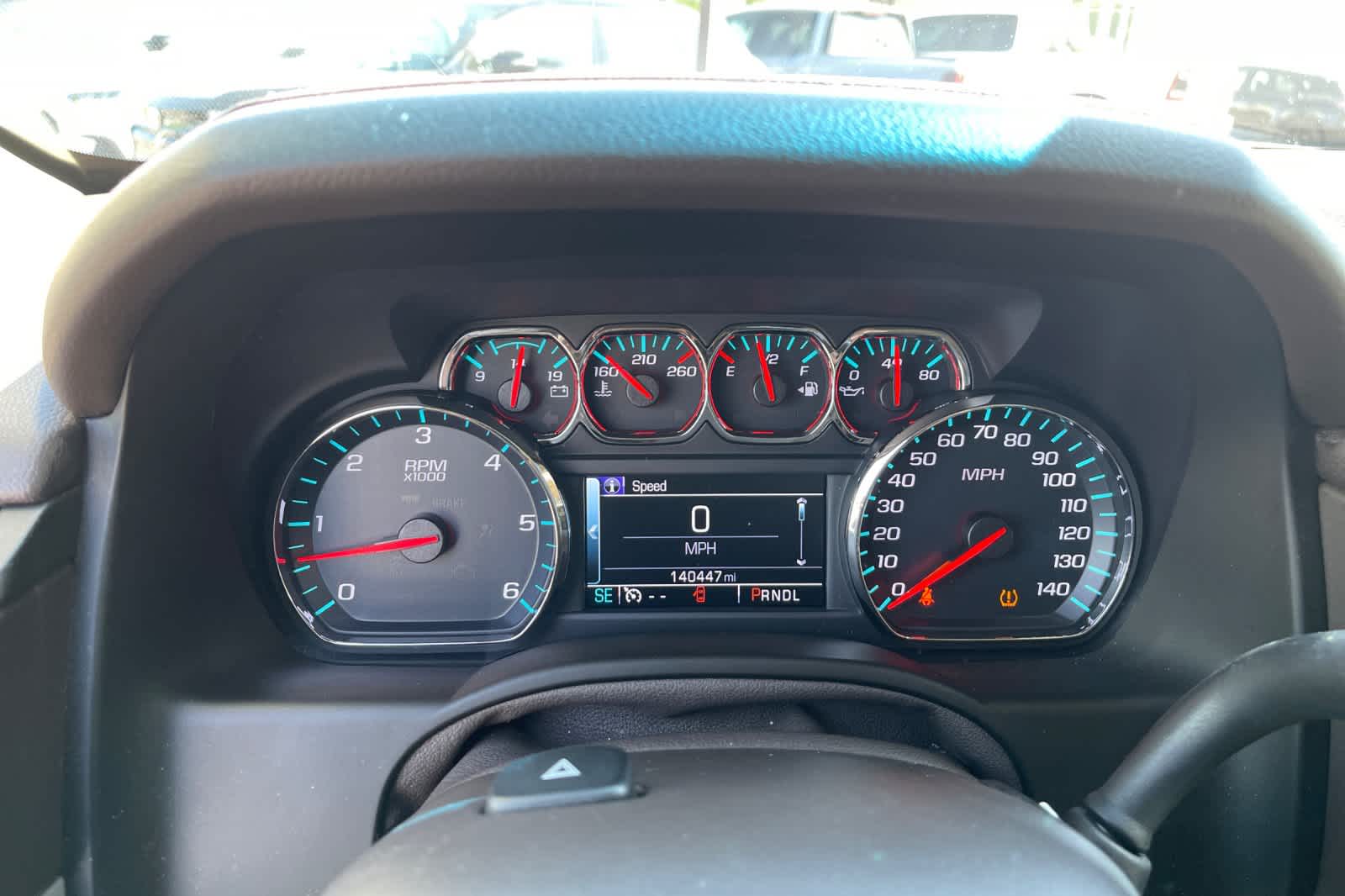 Thumbnail: 2017 Chevrolet Tahoe - 13