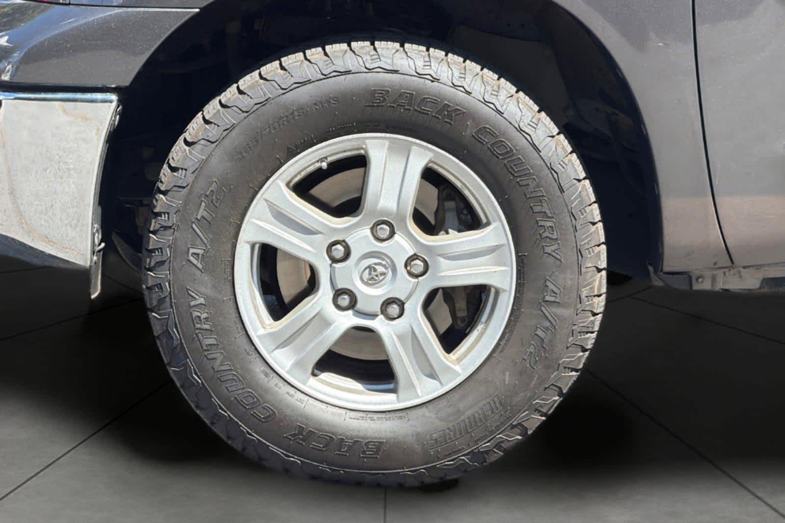 2011 Toyota Tundra Tundra Grade - Photo 11