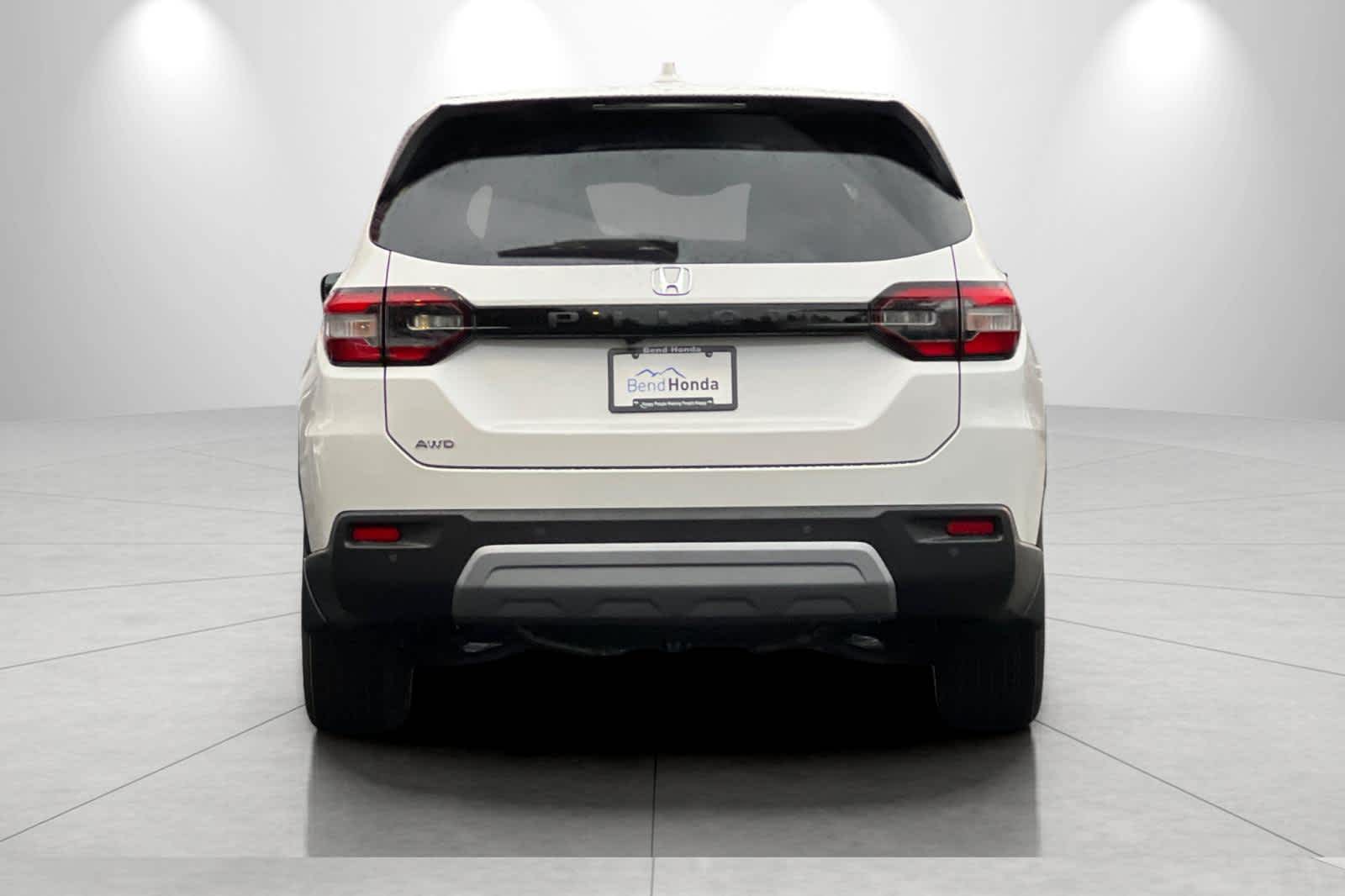 Thumbnail: 2025 Honda Pilot - 7