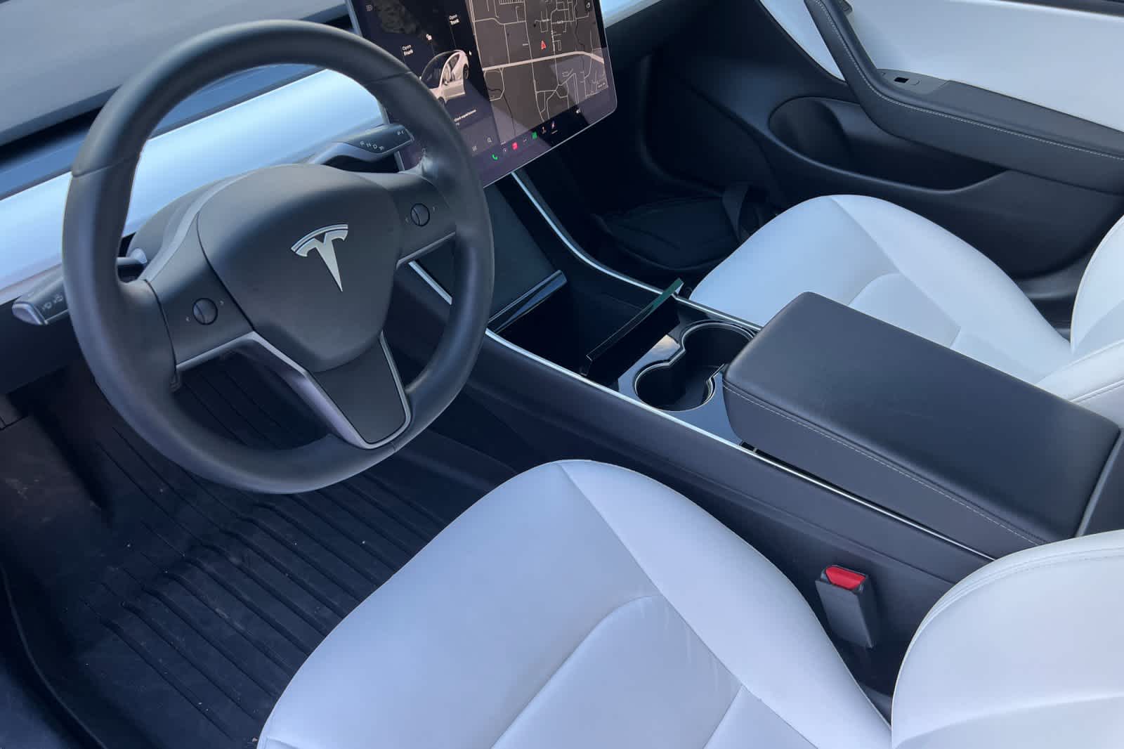 Thumbnail: 2019 Tesla Model 3 - 13