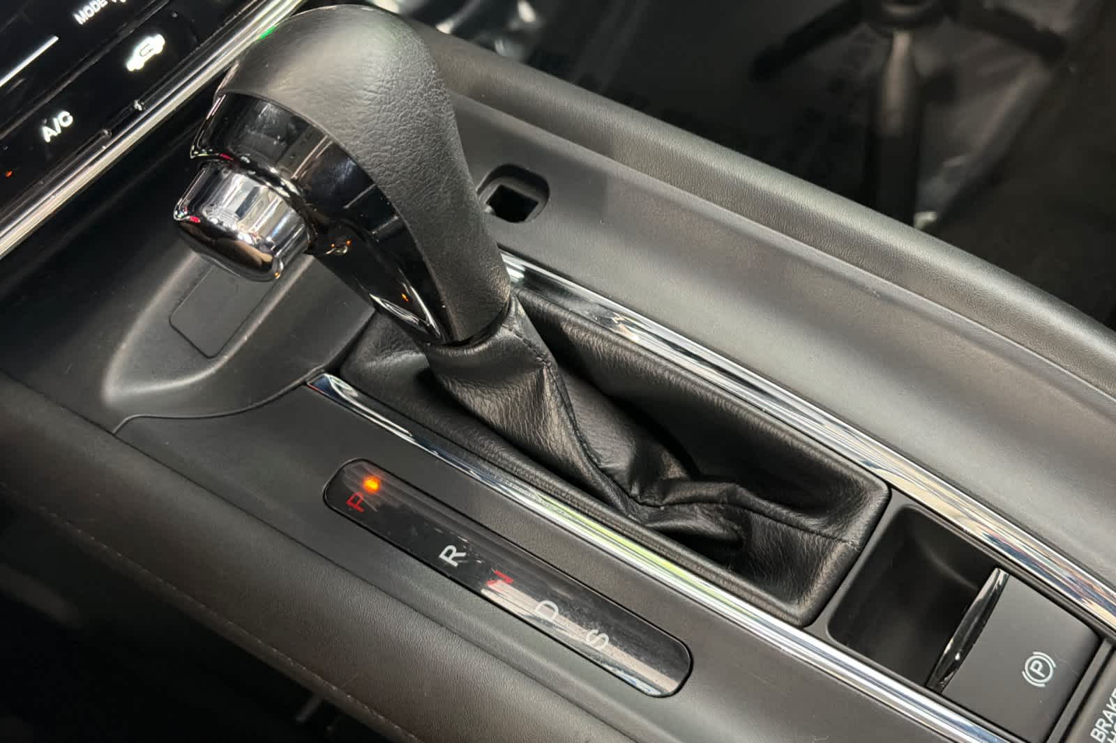 Thumbnail: 2022 Honda HR-V - 23