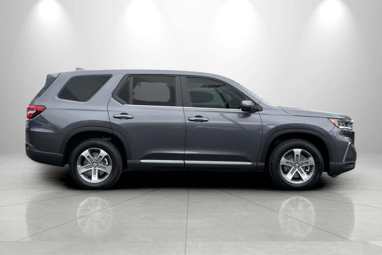 Thumbnail: 2025 Honda Pilot - 7