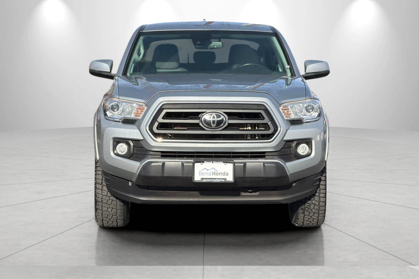 Thumbnail: 2023 Toyota Tacoma - 10