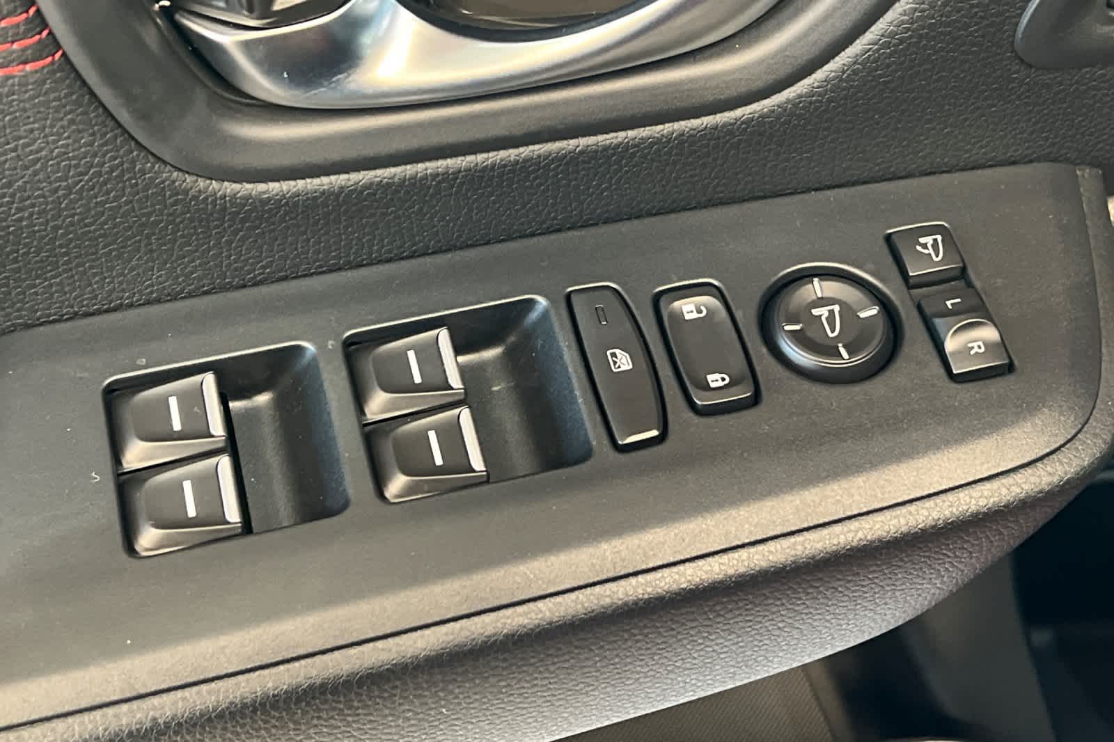 Thumbnail: 2026 Honda Pilot - 15