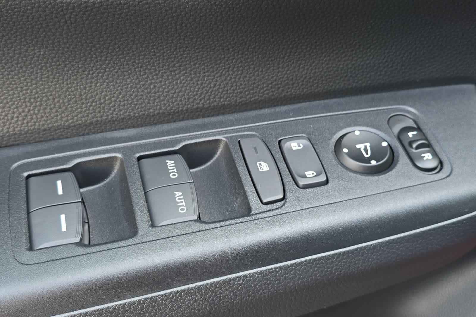 Thumbnail: 2026 Honda CR-V - 15