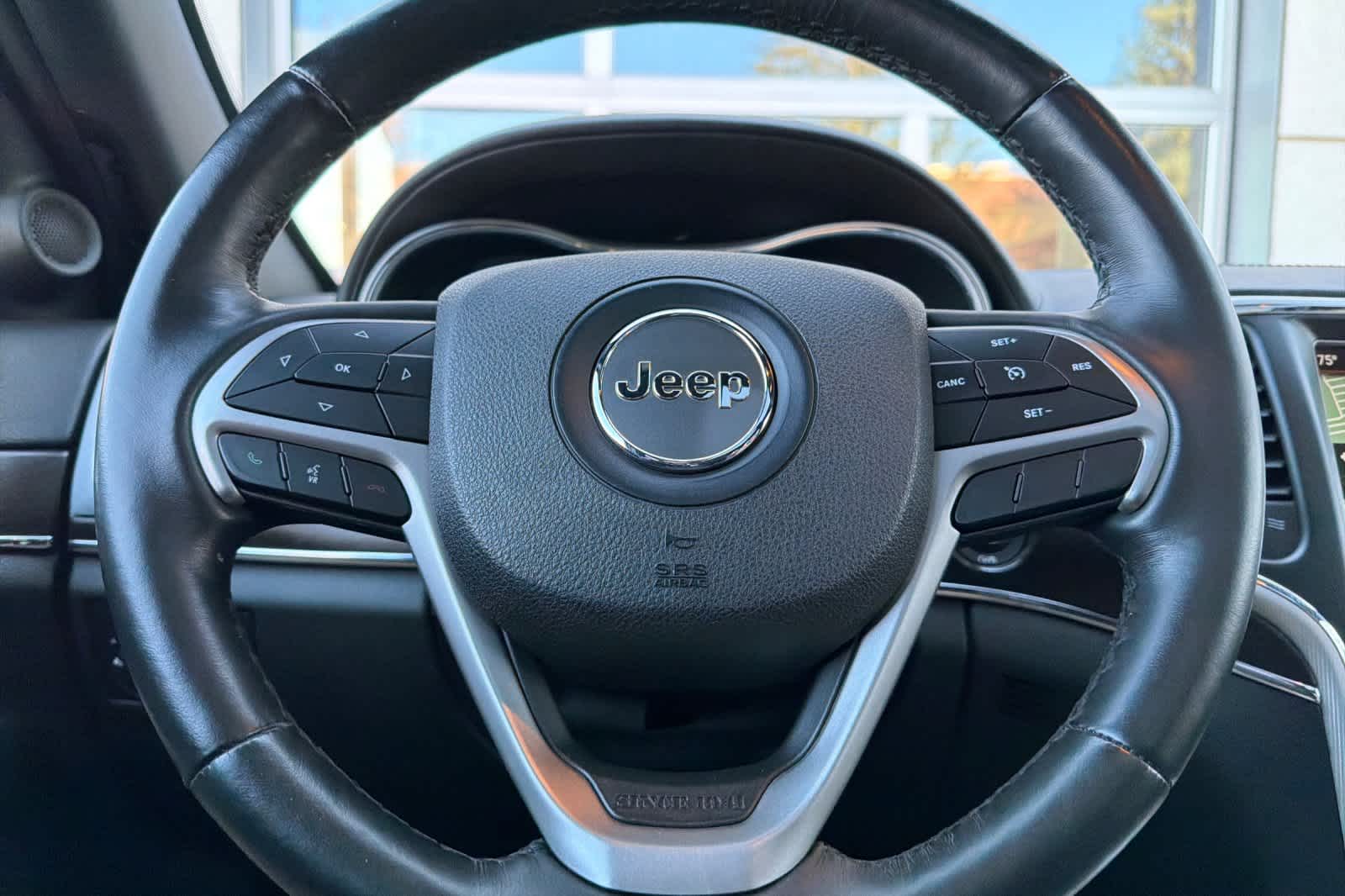 Thumbnail: 2018 Jeep Grand Cherokee - 26